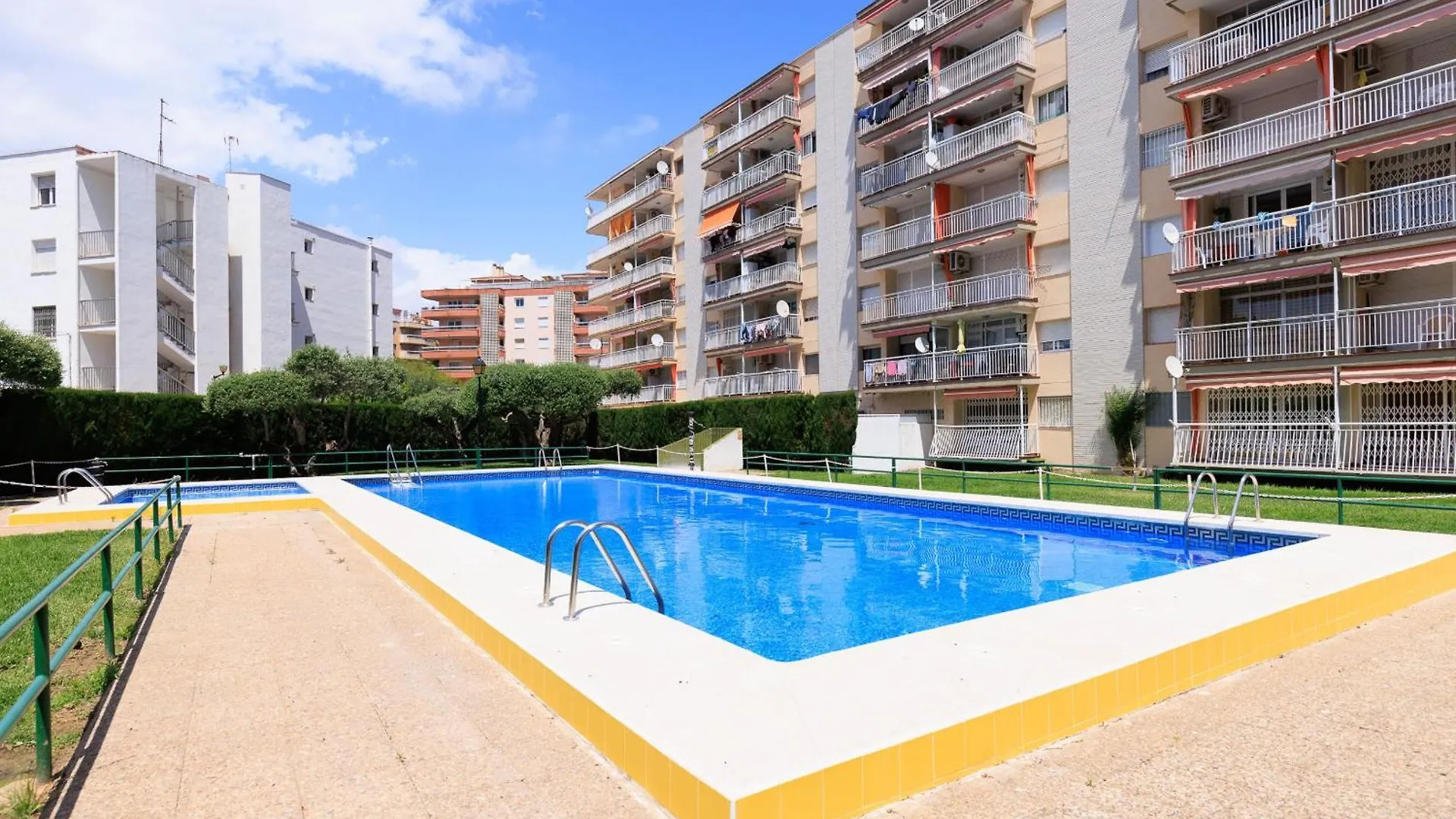 Fabra Apartment Salou İspanya